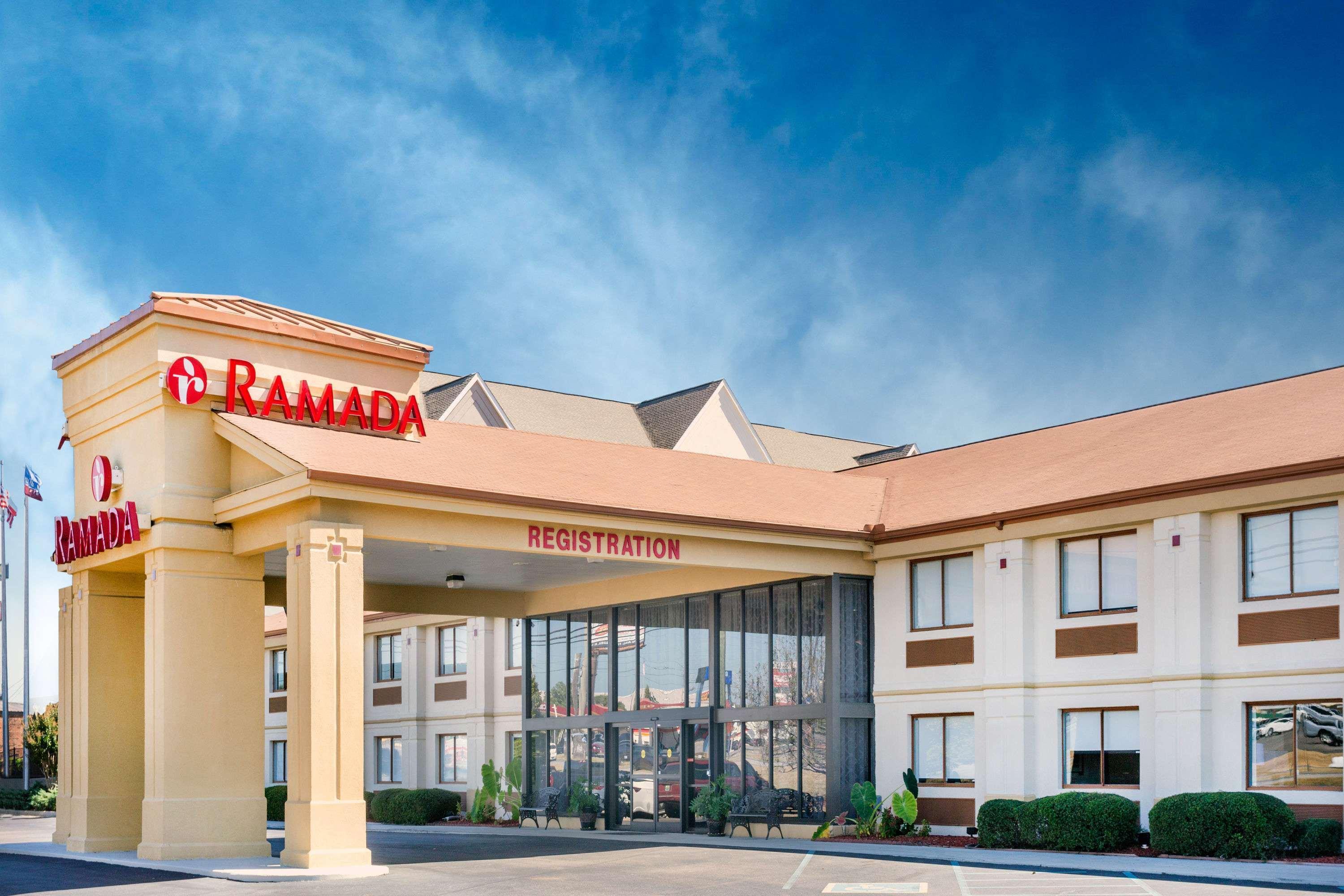 Ramada By Wyndham Tuscaloosa Hotel Luaran gambar