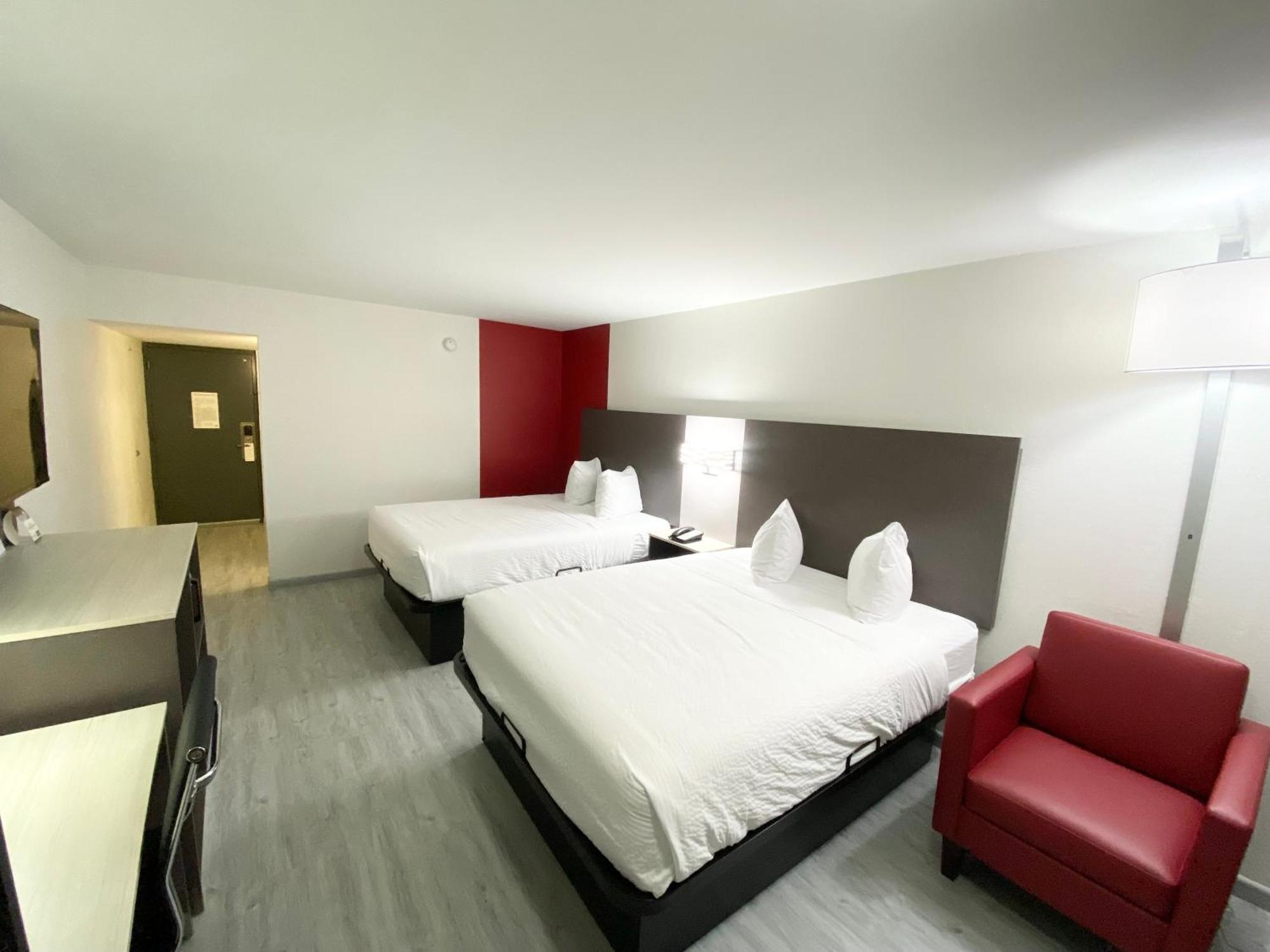 Ramada By Wyndham Tuscaloosa Hotel Luaran gambar