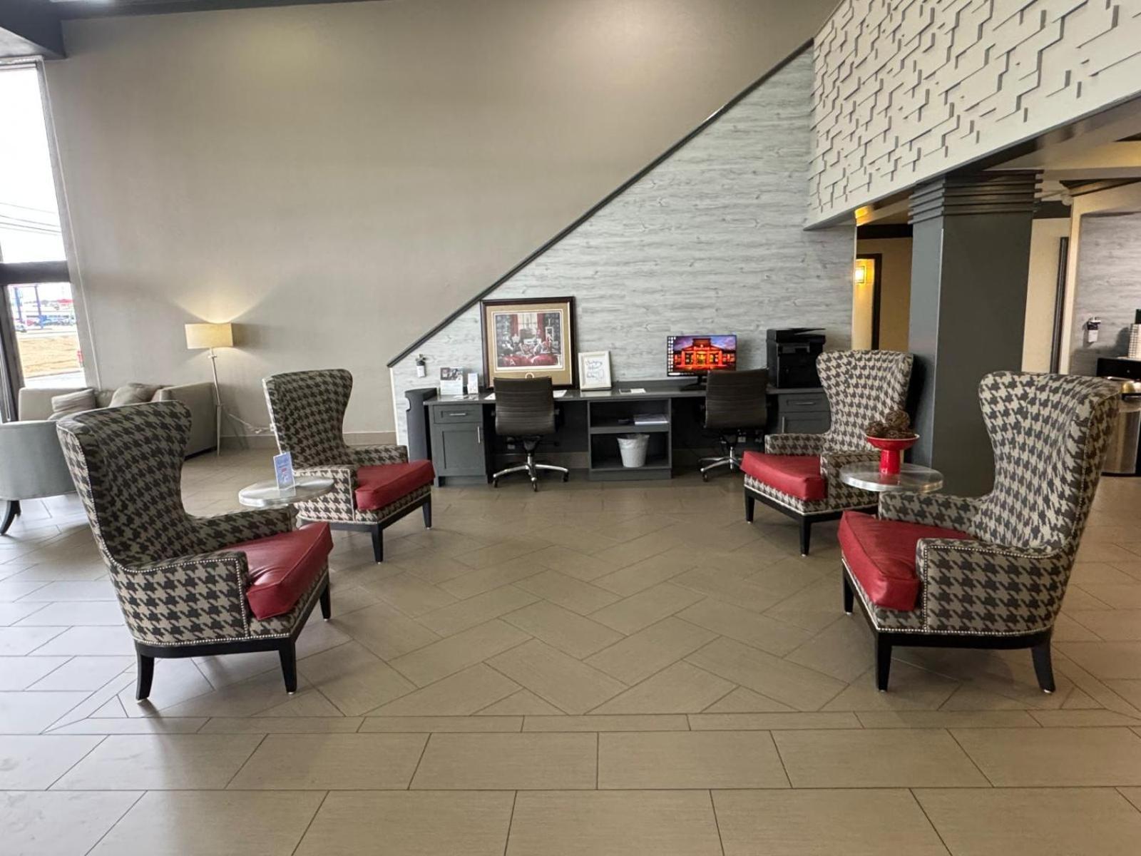 Ramada By Wyndham Tuscaloosa Hotel Luaran gambar